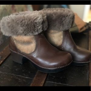 Dansko Harper Bootie - fur lined